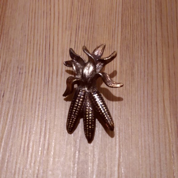 Jewelry - Vintage Corn Harvest Pin Brooch